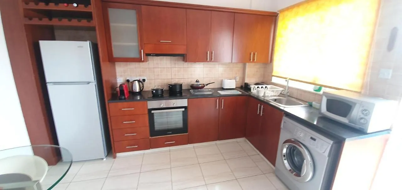 Vasilas Holiday Apartment #2 Larnaca